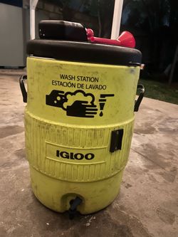 Igloo Hand washing jug