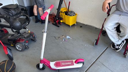 iScooter Electric Kick Scooter Pink