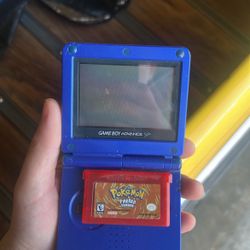 Nintendo Game boy With Fire Red