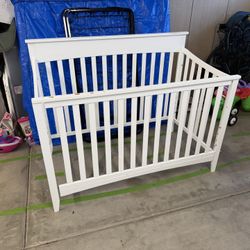 Convertible Crib
