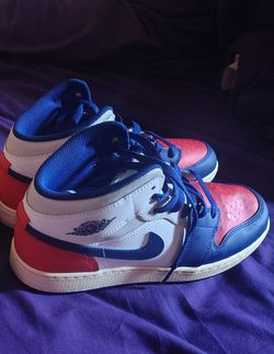 Shoes worn once