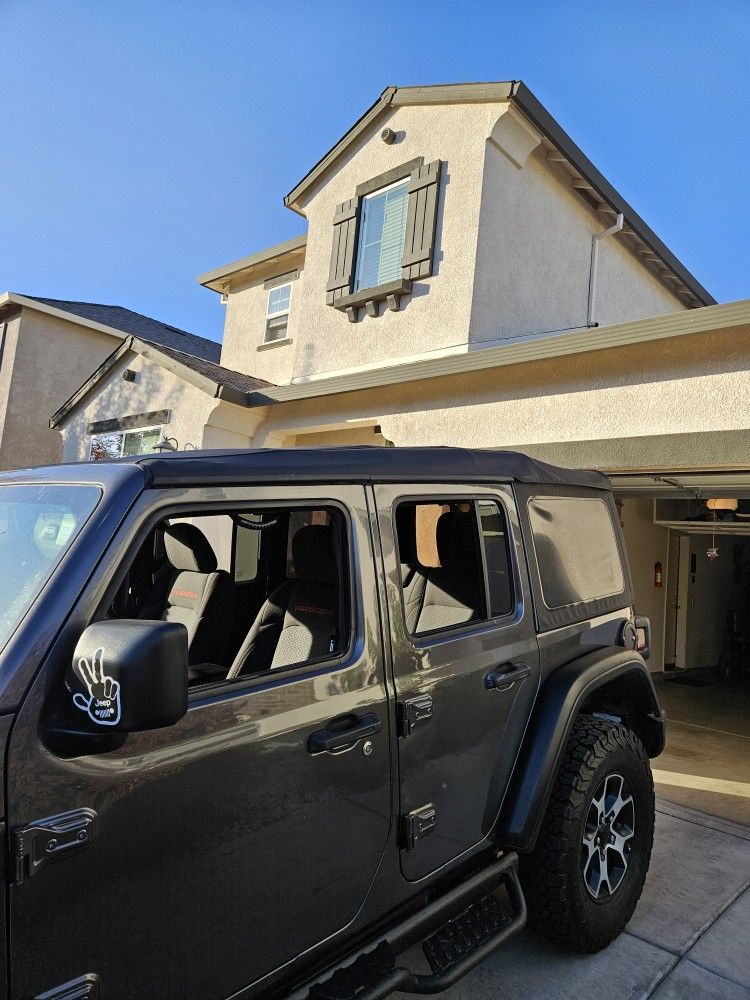 Soft Top Jeep Wrangler JL