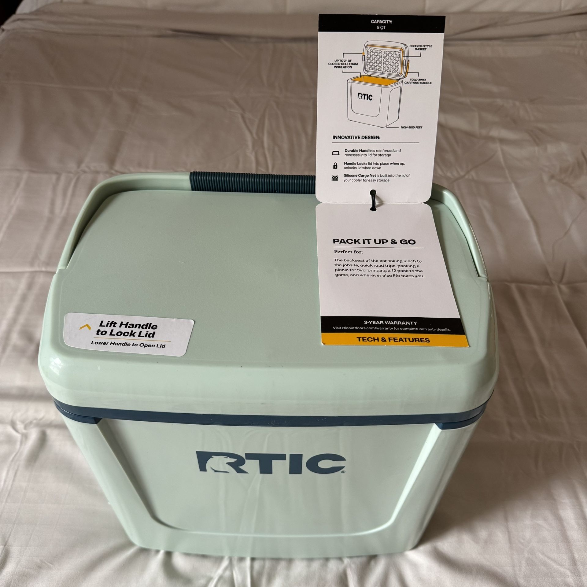 Rtic Outdoors Road Trip 8qt Personal Hard Sided Cooler