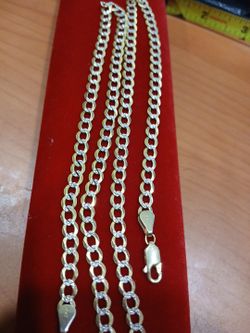 Cadena estilo cubano 14k. Diamantada