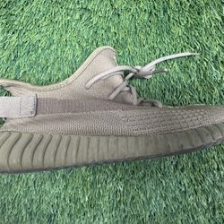 Yeezy Shoes 10.5 