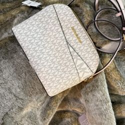 NWT Michael Kors Crossbody Vanilla Acorn/blush pink $398 Retail Wallet Sold Separately 