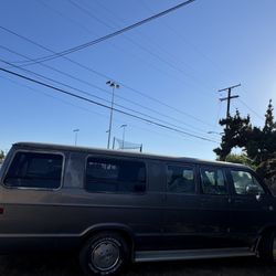1989 Dodge Van
