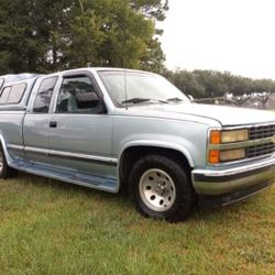 1989 Chevy Silverado  extended  cab pick up truck with Travel quest package.