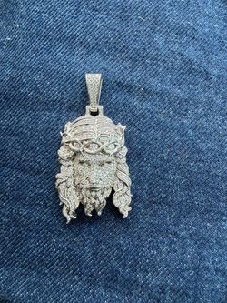 Sterling silver moissanite jesus pendant