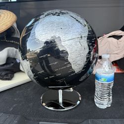 Globe Brand Z Gallerie 