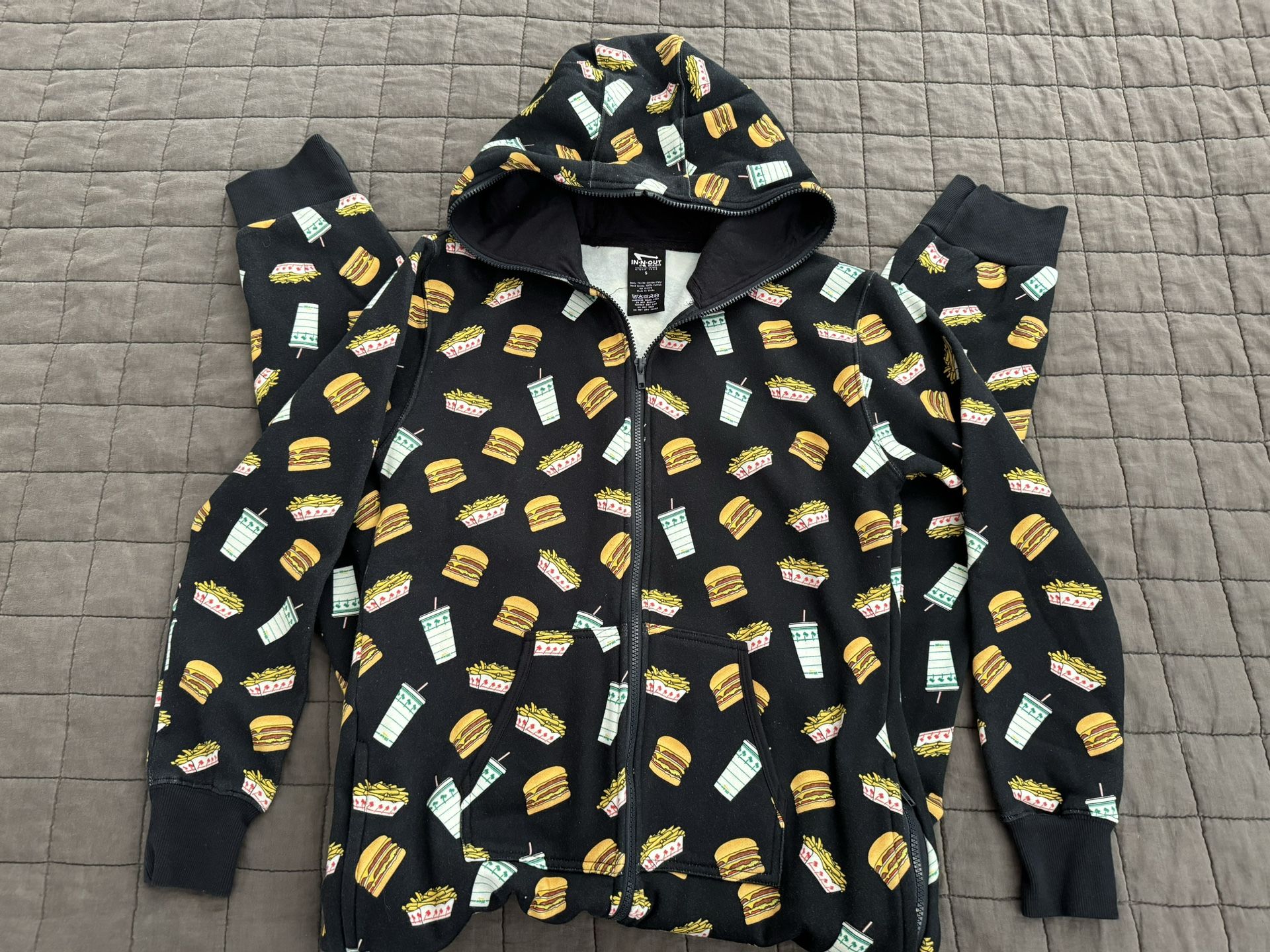 In-N-Out Burger Adult Hooded Onesie Pajamas Unisex Size Small - Hard to Find