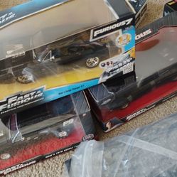 Garage sale Toys, Shoes, Collections, New Clothes, Home Decor And More!!!