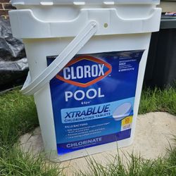 Clorox Xtra Blue Pool Chlorine Tablets