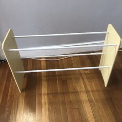 Very Good Condition Shoes Rack 