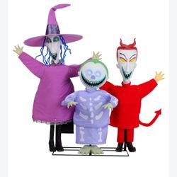 Lock, Shock & Barrel Animatronic Decor