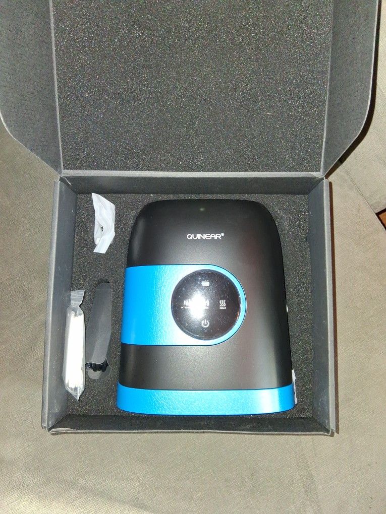 QUINEAR Lead A Healthy New Life Hand Massager BRAND NEW IN BOX