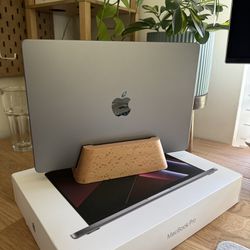 Apple M2 MacBook Pro MAX 14” 