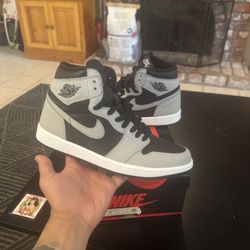 Air Jordan 1 Retro High OG 'Shadow 2.0' Size 8