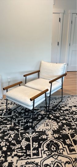 Chair and Matching Foot Rest