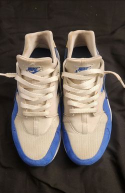 Nike huarache shoes