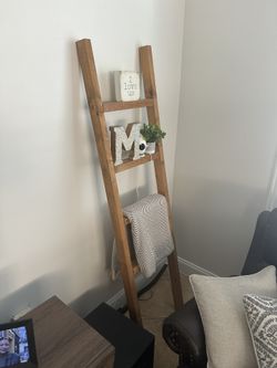 Custom Handmade Decorative Ladder For Home Shelf