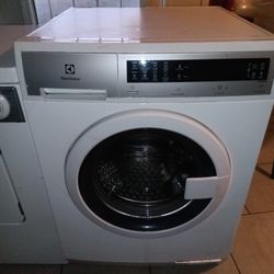 Electrolux Front Load Washer 