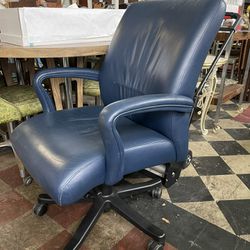 OFFICE/DESK CHAIRS