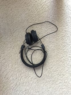 Headphones that barely work