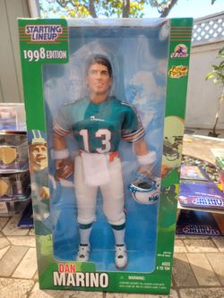 Starting line up 12" Dan Marino 1998