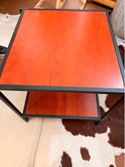 2 night stands tables