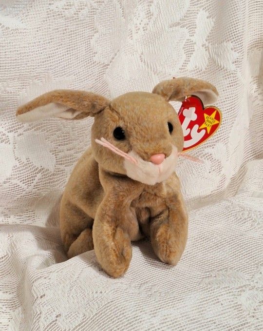 Smiling Nibbly the Rabbit: Ty Beanie Baby 1998 Tag ERROR