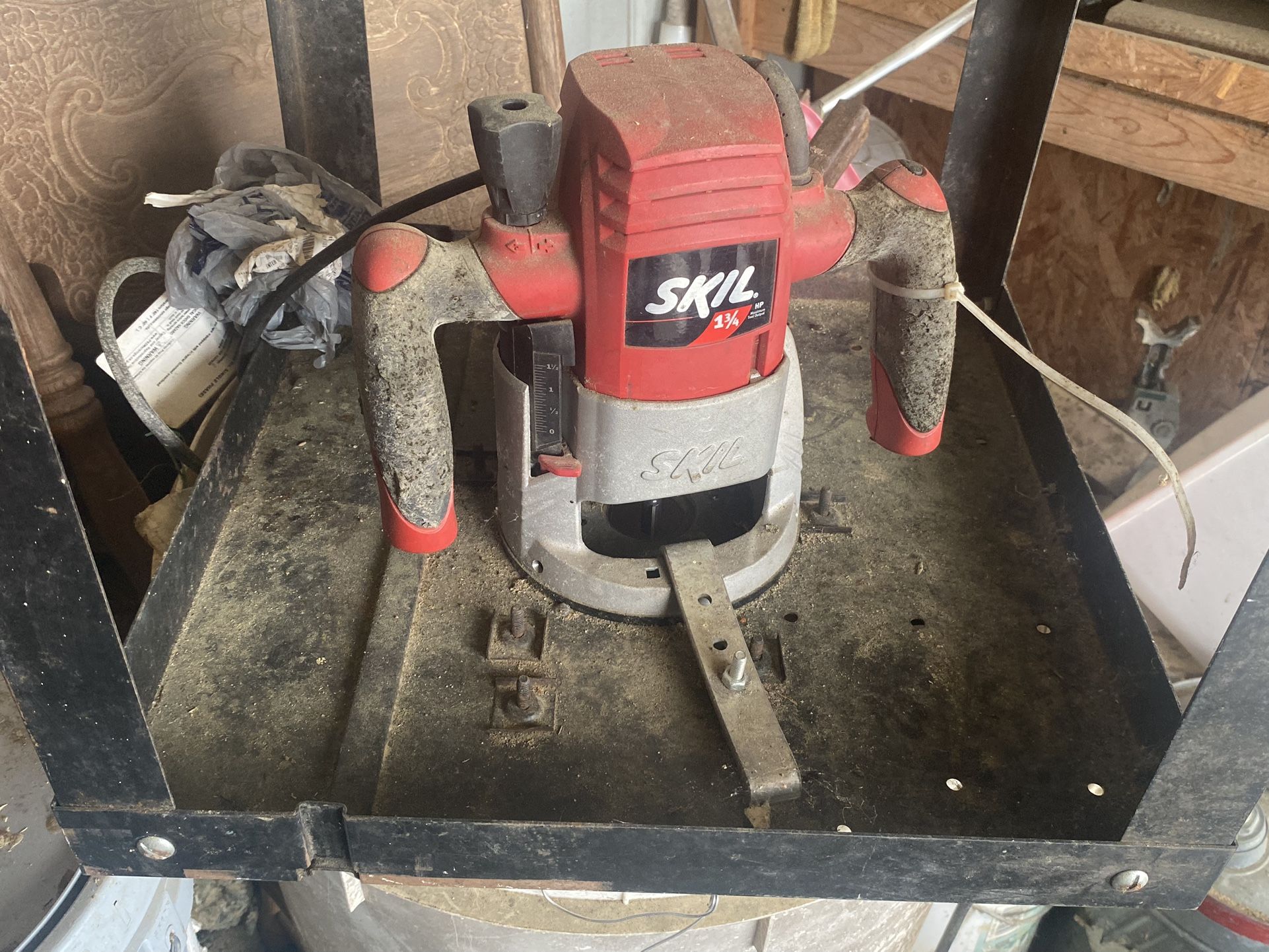 Skil Router