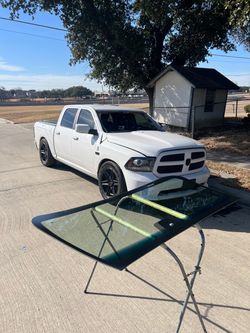 Auto Glass / Vidrios para Carros