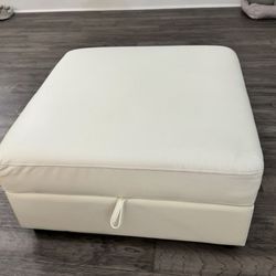 Coaster Leather Ottomen (LIKE NEW)