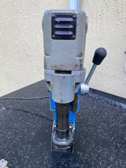 Hougen HMD904 magnetic drill