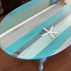 Pretty Coffee Table 