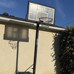Basketball hoop