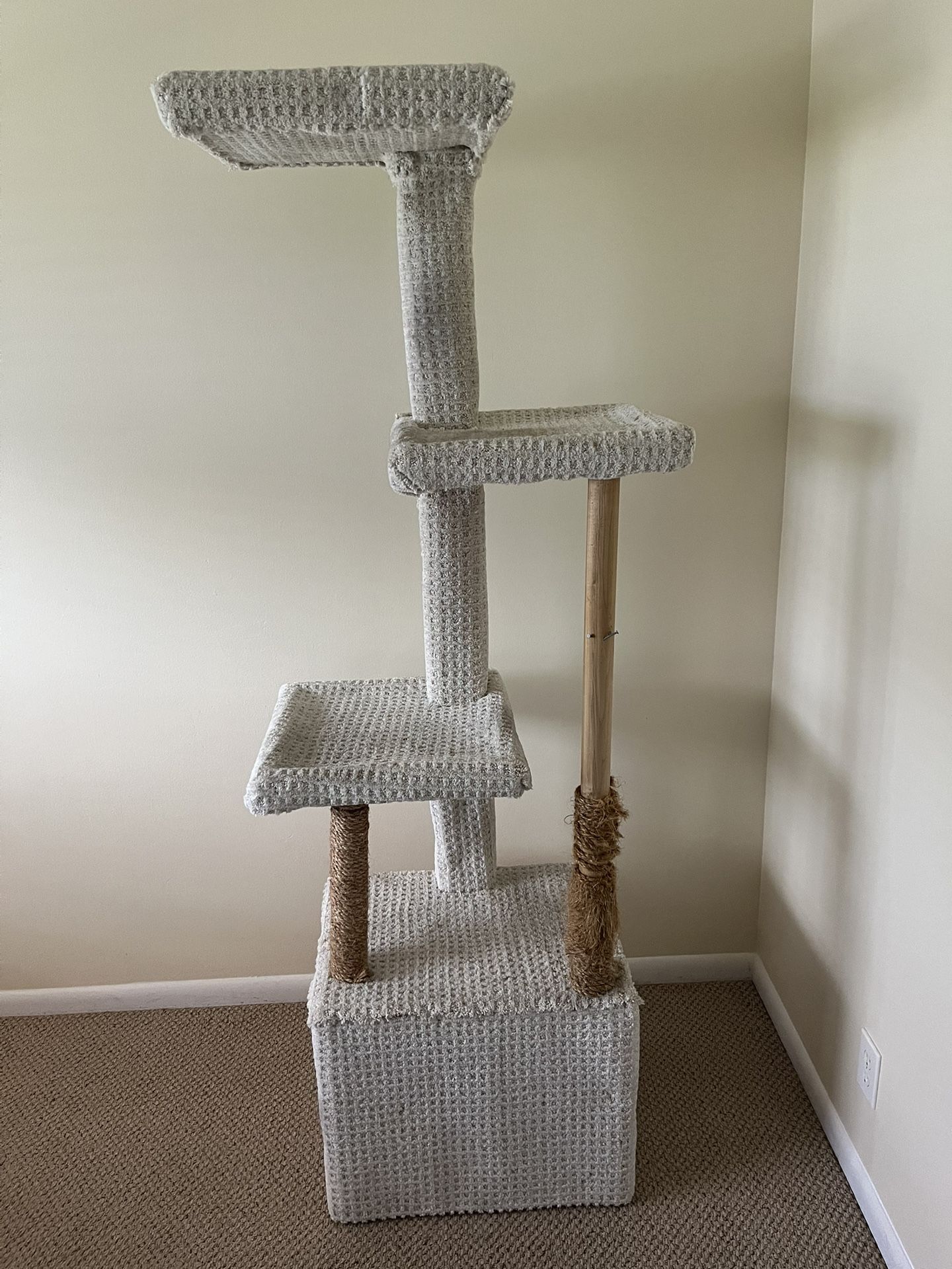 Cat condo