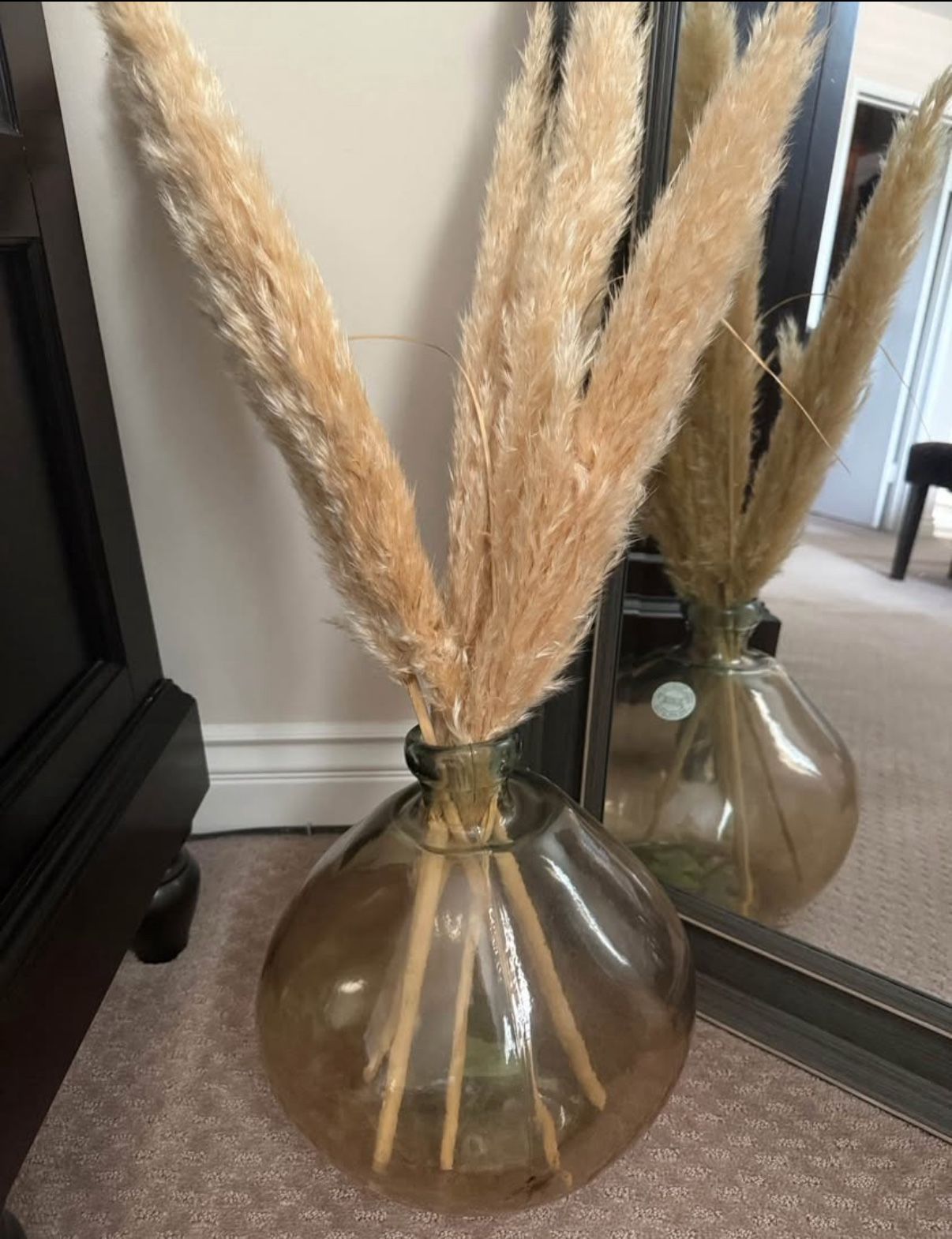 Pampas With Vase