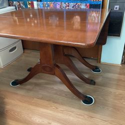 Antique Dunkin Fife Drop Leaf Table For Sale