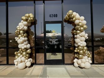 Balloon garland