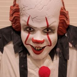 Pennywise Jumpsuit and Mask Halloween Costume