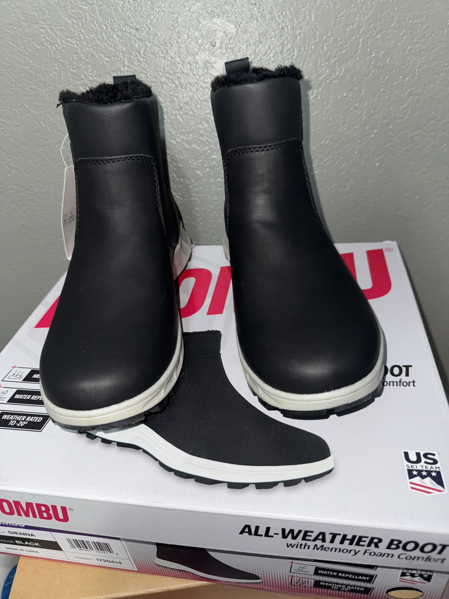 Khombu Womens Winter Boots Size 9