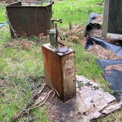 Antique Motor Oil Dispenser Vintage Operational