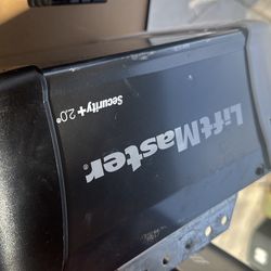 Liftmaster 1/2 horse chain driven garage door head unit