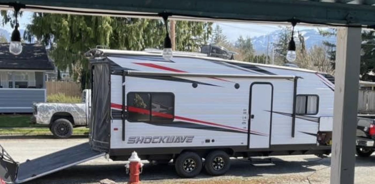 2020 24ft Shockwave Toyhauler 18FS