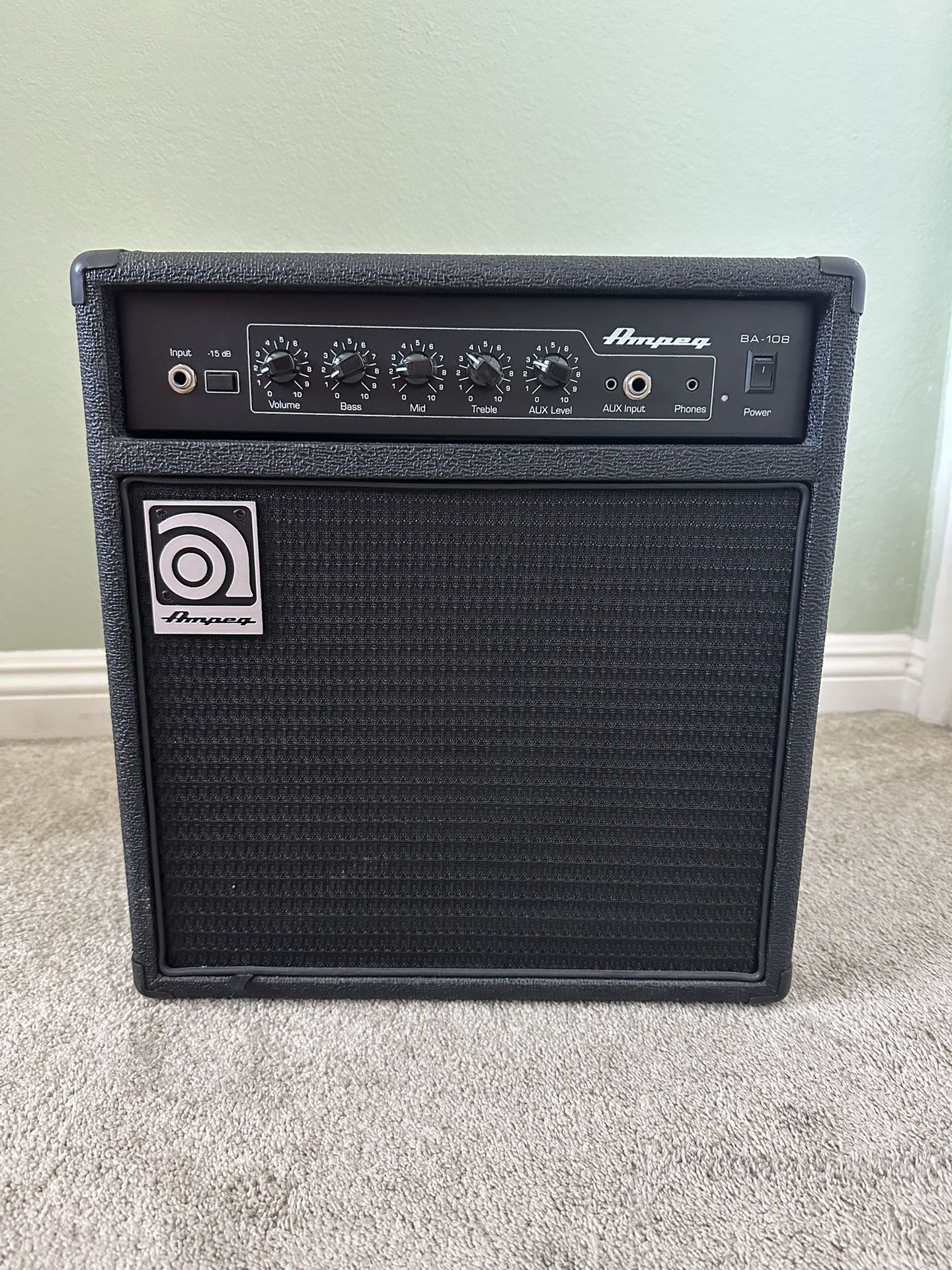 Ampeg BA-108 V2 Bass Guitar Amp
