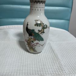 Chinese Porcelain Vase With Poem 6” Tall