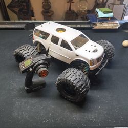 Traxxas Nitro Gas Powered Remote Control Truck