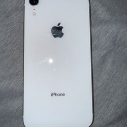iPhone XR White 128GB AT&T(Fully Paid Off/Unlocked)